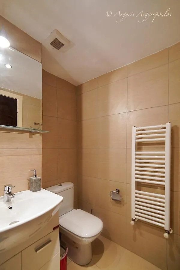 Aslanis Luxury Suites -Theme Studio Anatoli Greece